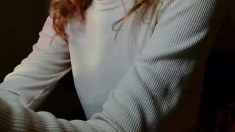 small lily online show from March 26, 5:36 pm