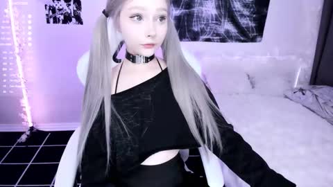 Lily online show from February 23, 2:34 am