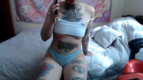 Lily online show from April 11, 8:34 pm