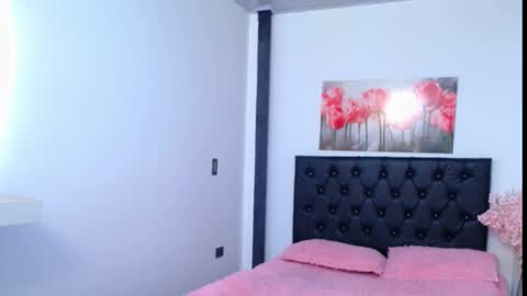 lilyfox23 online show from December 5, 12:39 pm