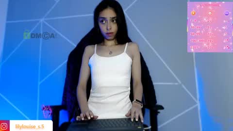 Liliana louise online show from April 19, 6:10 pm