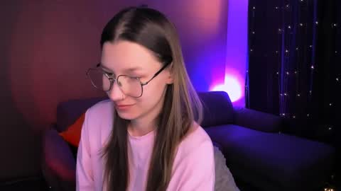 Lina online show from April 17, 2:13 am