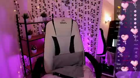 Lina online show from July 20, 10:39 am