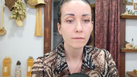 LinaLivee online show from April 14, 8:31 pm