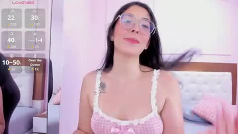  LINDA  online show from June 10, 7:45 pm