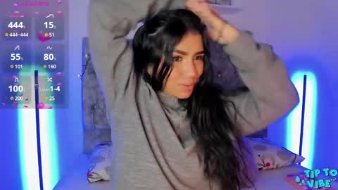 linda_martinii online show from March 3, 11:58 am