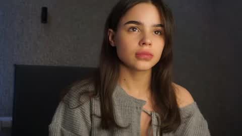 Linda online show from April 22, 1:52 pm