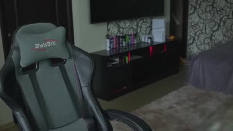 Snapshot of lis_silver chatting on October 20, 10:40 am Lisa online show from October 20, 10:40 am