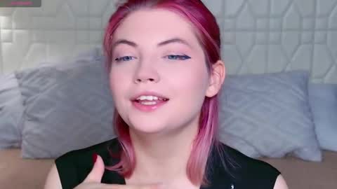 Snapshot of lisa_adam chatting on October 7, 6:34 pm lissi online show from October 7, 6:34 pm