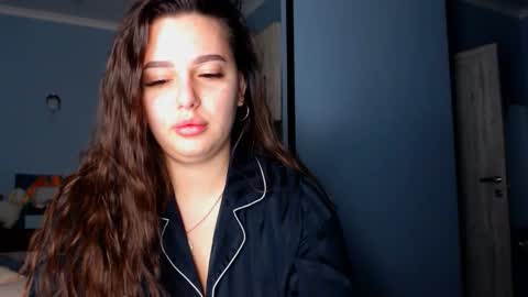 lisa_lady_golden online show from October 16, 9:50 pm