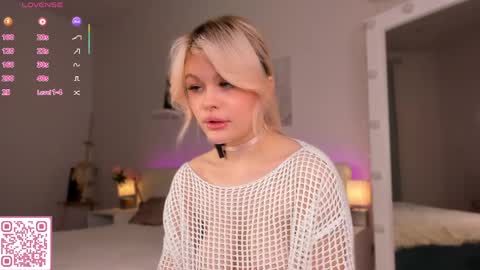 Lisa online show from April 11, 7:45 am