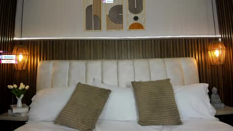 lisa online show from April 9, 11:48 am