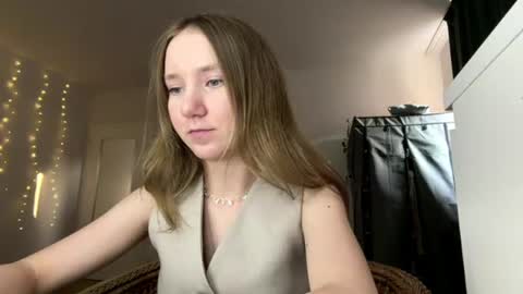 lisasmall online show from July 10, 6:52 pm