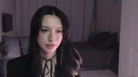 lissaelison online show from March 4, 9:43 pm