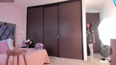 Snapshot of lissy_addams chatting on September 18, 9:24 pm Lissy online show from September 18, 9:24 pm