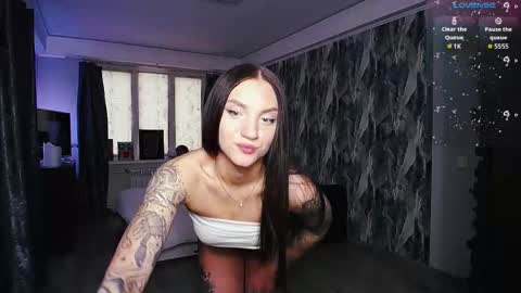 Birdy online show from March 3, 2:34 pm