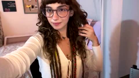 little_kitty666 online show from October 12, 4:04 am
