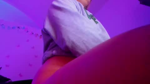 Tifanny online show from March 7, 2:46 pm