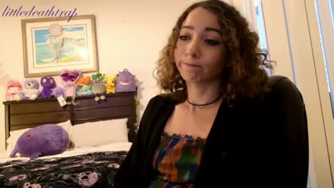 littledeathtrap online show from April 11, 11:41 pm