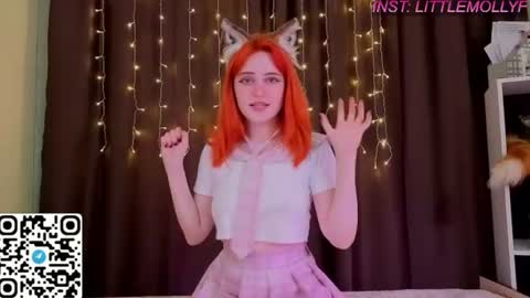 Molly online show from June 18, 2:35 am