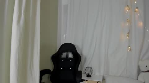 MELODY online show from February 17, 3:28 am