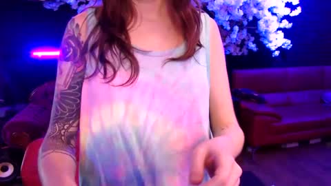 GentleViolet online show from February 1, 5:28 am