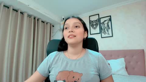 Sarahs Room online show from March 25, 12:16 am