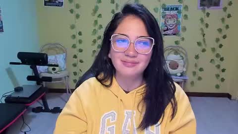 Mia  online show from June 27, 11:55 am