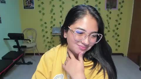 Mia  online show from August 9, 2:52 am