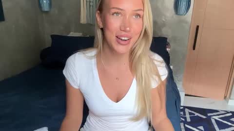 olivia online show from March 3, 3:23 am