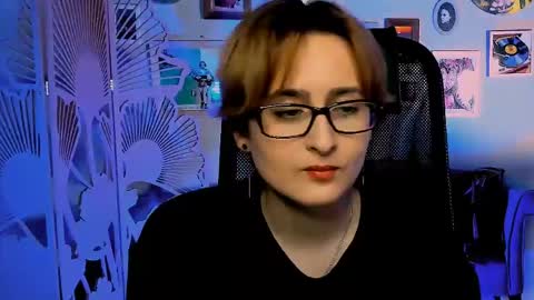 LixeLuna online show from May 12, 6:32 am