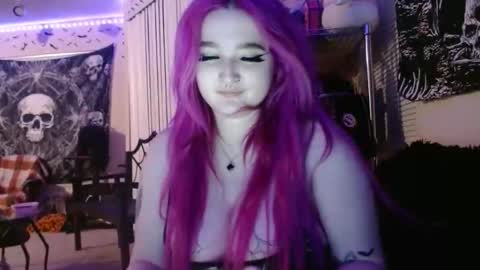 Lizz  online show from September 15, 5:49 am