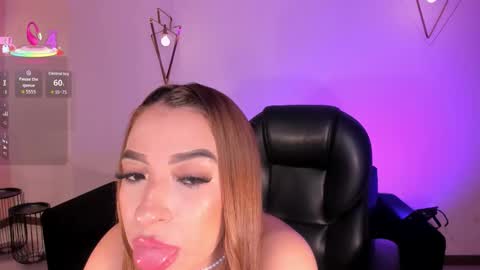 Lizz online show from January 14, 5:01 am