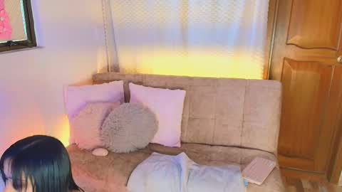 lizzy_kane online show from March 27, 8:09 pm