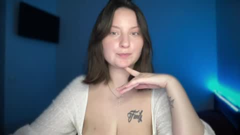 locaalise online show from July 23, 8:39 pm