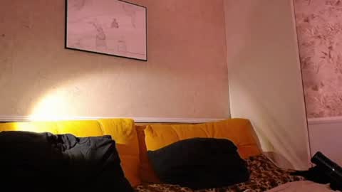 Lola online show from March 22, 6:14 pm