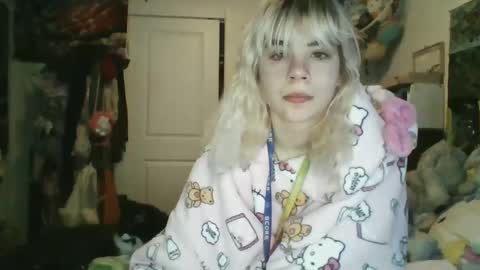 Snapshot of lolalixx6969 chatting on December 27, 7:51 am Lola Lixx online show from December 27, 7:51 am