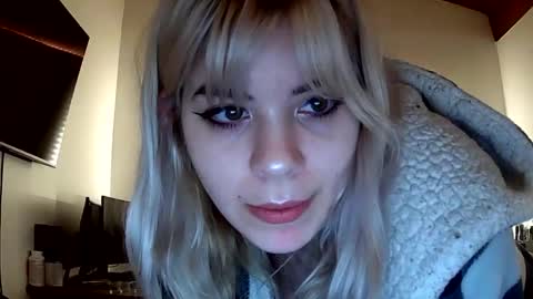 Lola Lixx online show from November 30, 12:09 pm