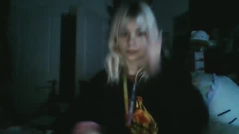 Snapshot of lolalixx6969 chatting on December 10, 2:59 am Lola Lixx online show from December 10, 2:59 am