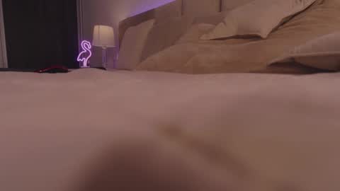 Lola online show from January 19, 2:08 am