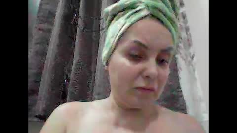 Lolawhite8 online show from January 9, 12:14 am