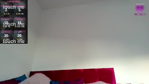 lollaxox online show from June 22, 7:11 pm