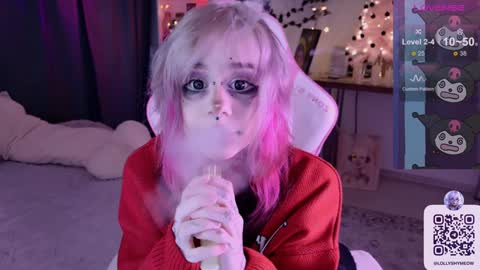 Lolly   online show from December 26, 8:00 pm