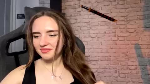 Molly online show from October 21, 10:30 am
