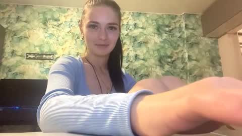 Olivia online show from September 12, 3:30 pm