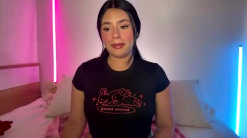 lorem_adams online show from July 4, 4:03 pm