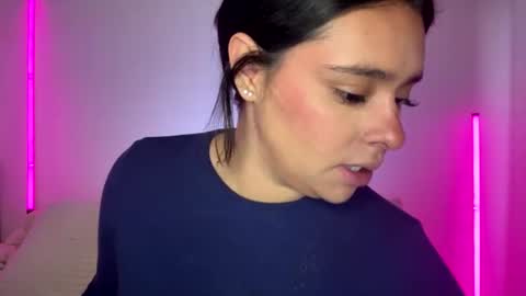 lorem_adams online show from July 3, 4:02 pm