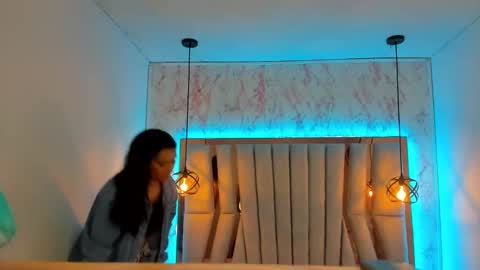 lorem_adams online show from February 17, 11:44 am