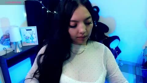Loren online show from July 7, 6:43 pm