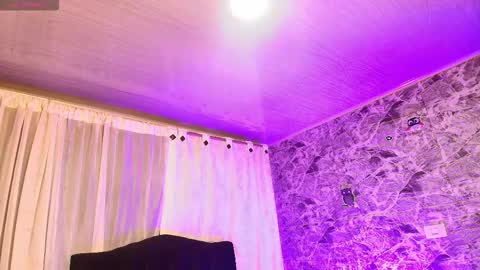 Loren online show from February 11, 12:25 am